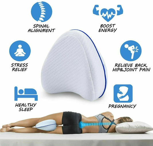 Cuscino ergonomico per gambe e ginocchia realizzato in memory foam, progettato per offrire un supporto confortevole durante il riposo, soprattutto per chi dorme sul fianco.