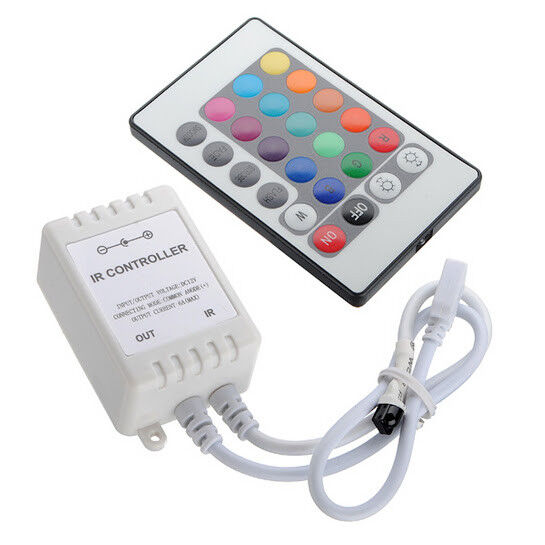 STRISCIA autoadesiva IP65 LED 5050 RGB 5 METRI ALIMENTATORE TELECOMANDO A+++